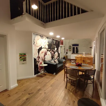 58- Ruhr Nah Apartment *